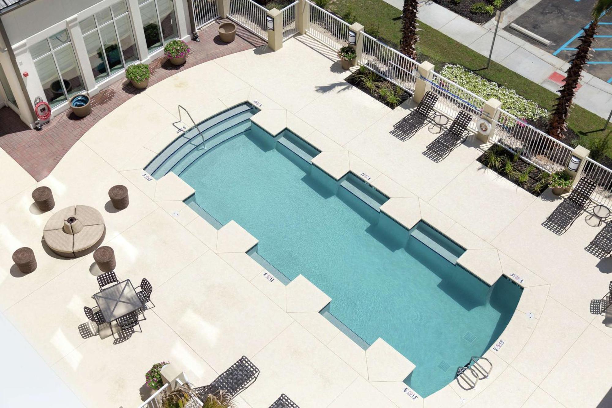 Hilton Garden Inn Pascagoula Exterior photo